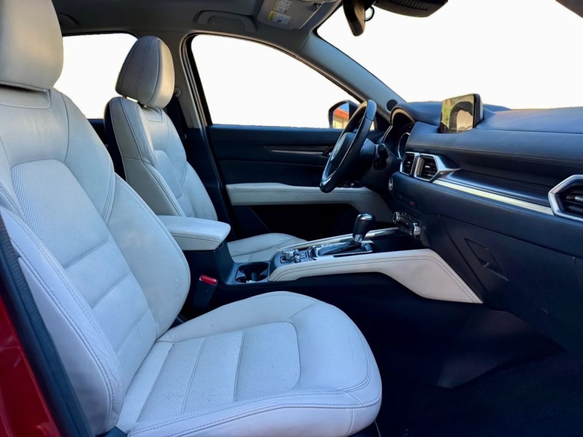 2017 Mazda CX-5 Grand Touring photo 17