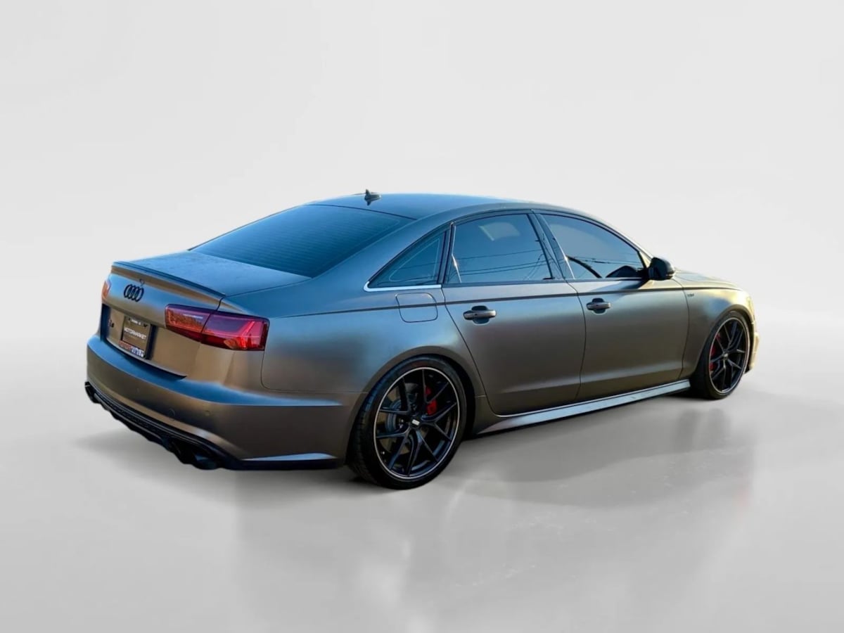 2016 Audi S6 Prestige photo 5