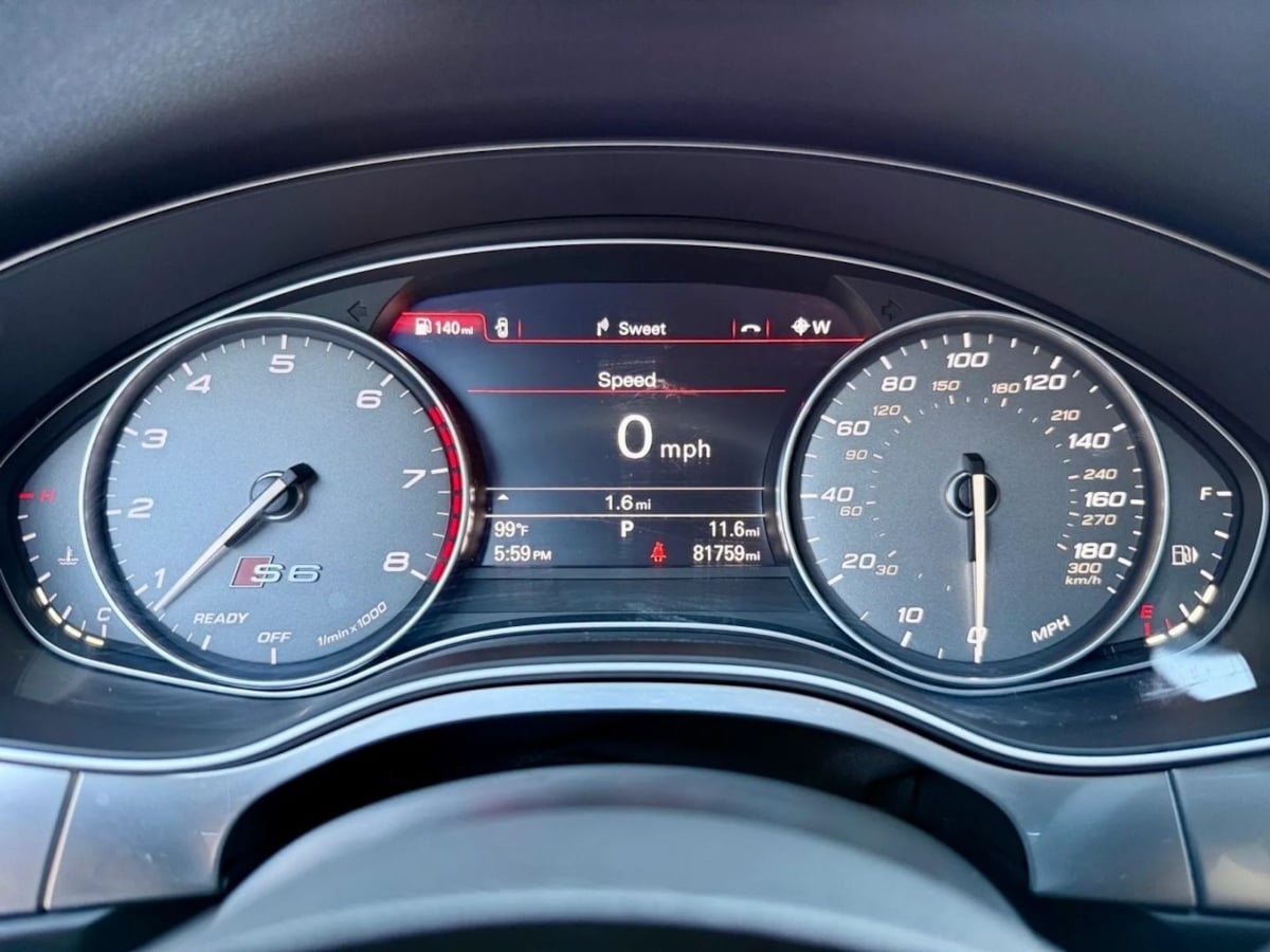 2016 Audi S6 Prestige photo 11