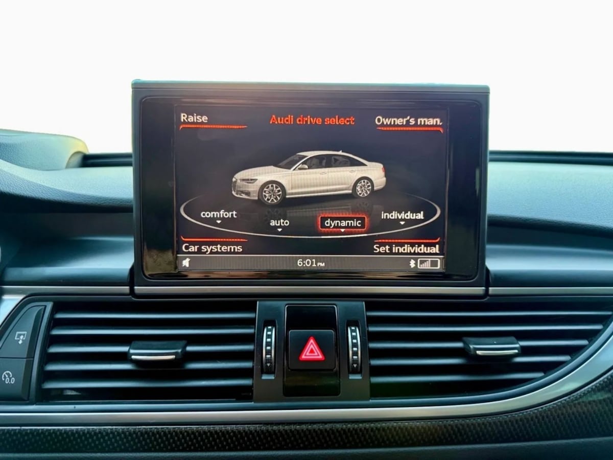 2016 Audi S6 Prestige photo 12