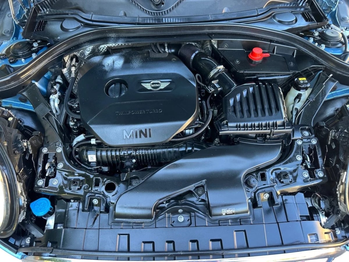 2016 Mini Clubman Base S photo 18