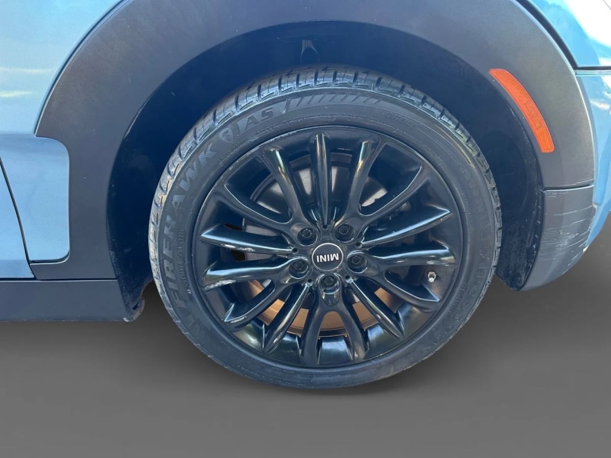 2016 Mini Clubman Base S photo 21