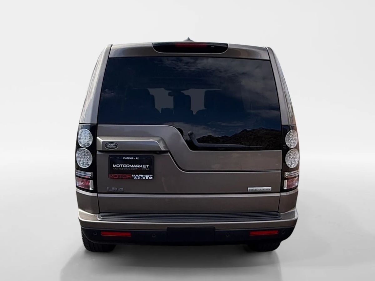 2016 Land Rover LR4 HSE LUX photo 4