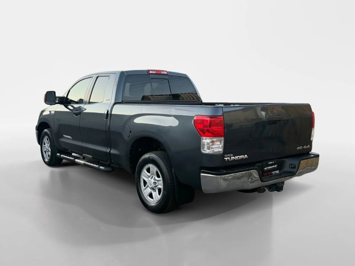 2010 Toyota Tundra SR5 photo 2