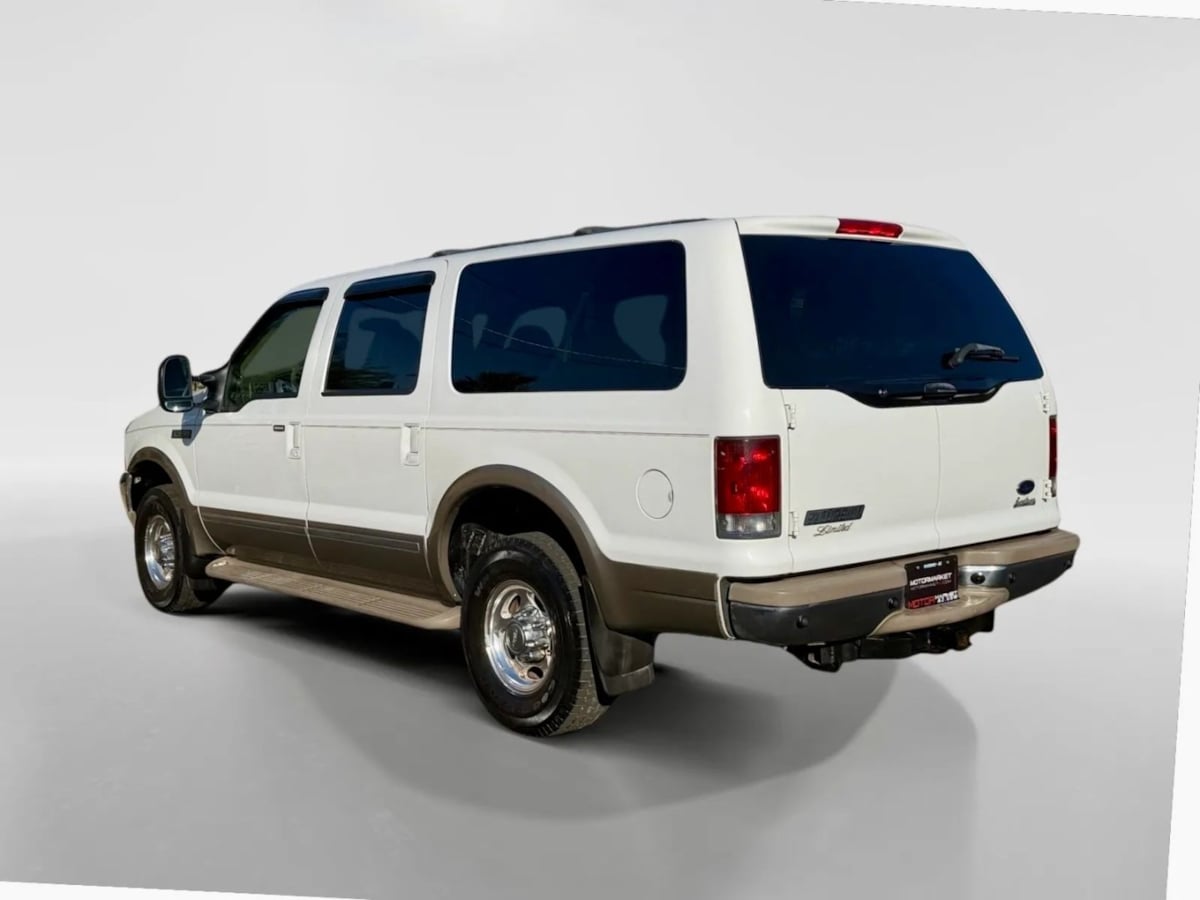 2002 Ford Excursion Limited photo 2