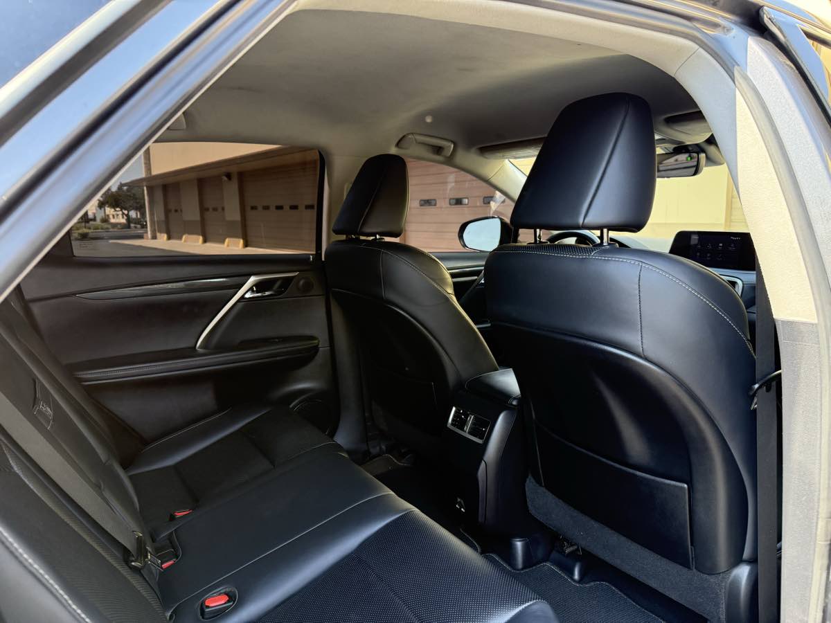 2022 Lexus RX 350 - Photo 19