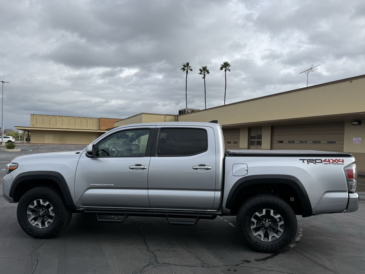 2022 Toyota Tacoma TRD Off Road - Photo 4