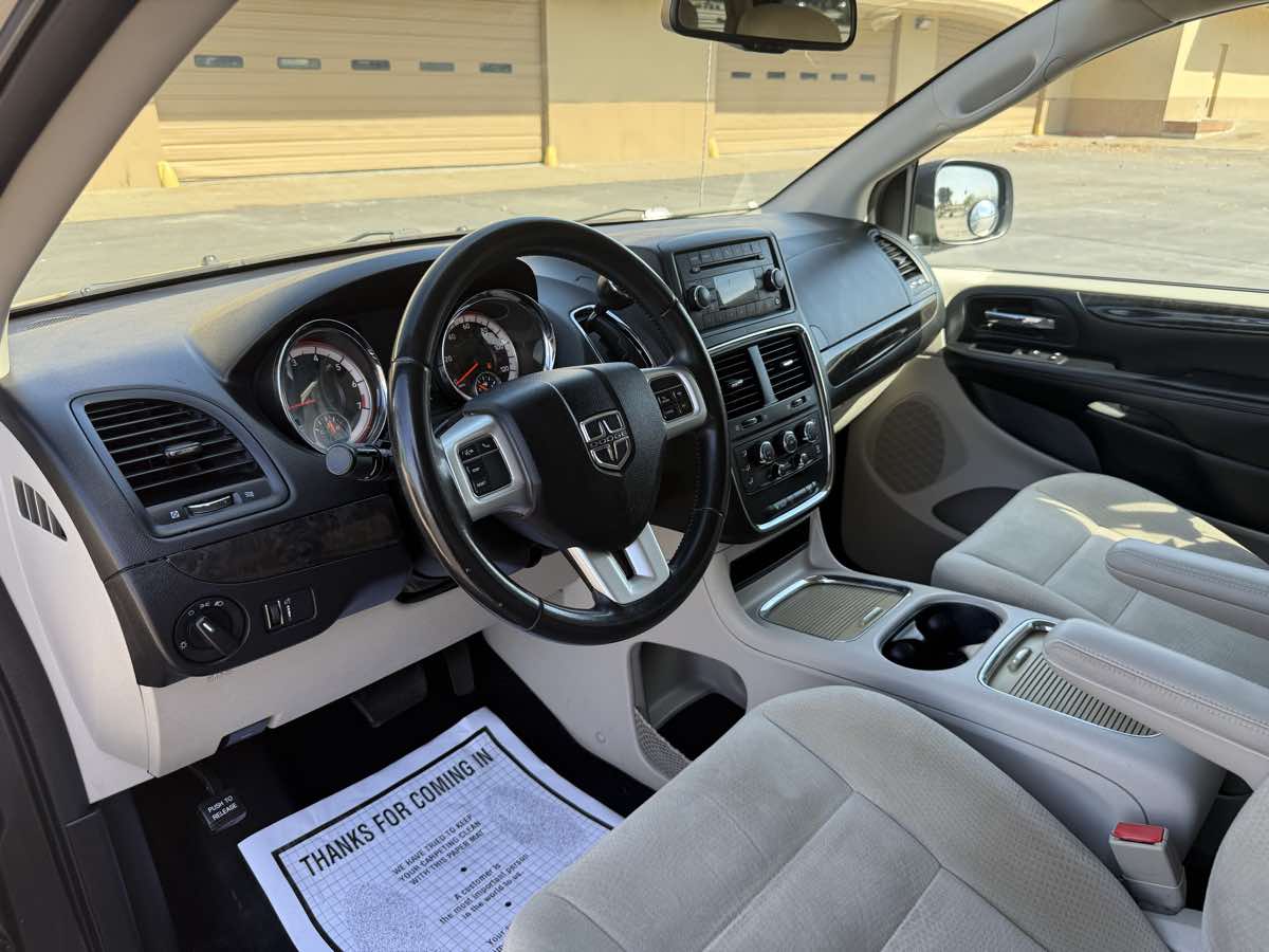 2016 Dodge Grand Caravan SXT - Photo 13