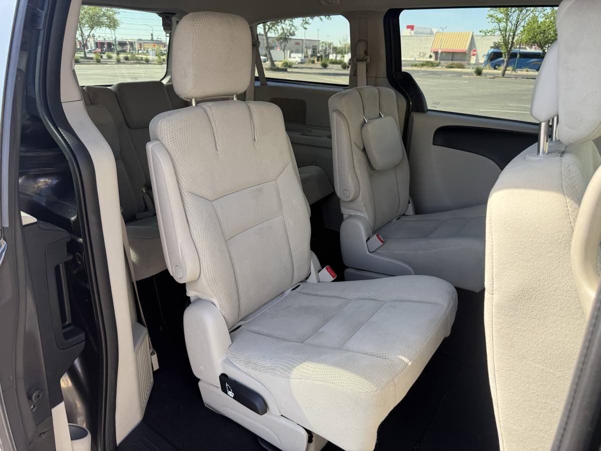 2016 Dodge Grand Caravan SXT - Photo 20