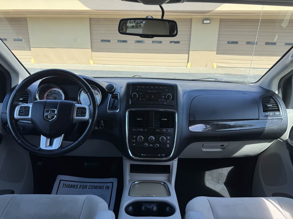 2016 Dodge Grand Caravan SXT - Photo 14