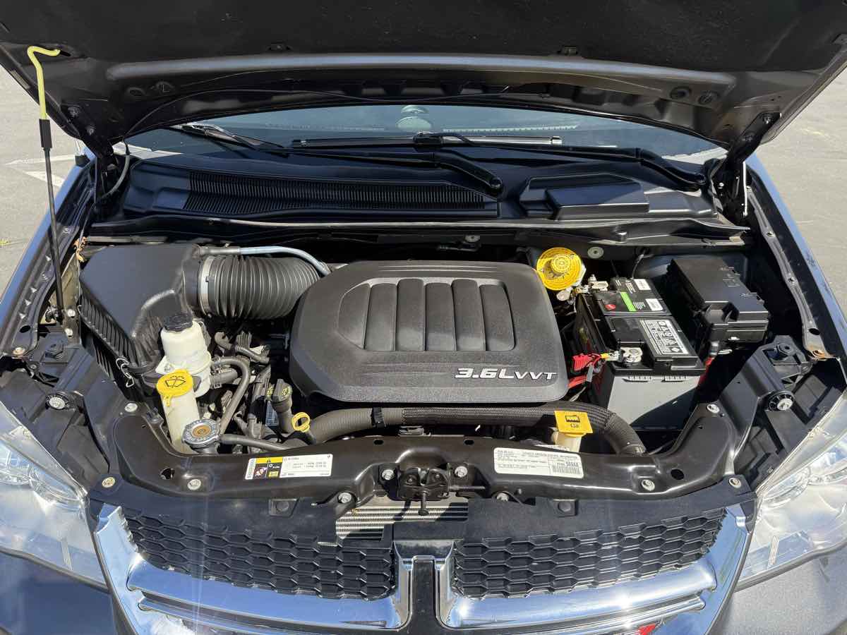 2016 Dodge Grand Caravan SXT - Photo 10