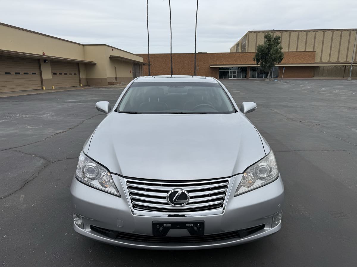 2012 Lexus ES 350 - Photo 2