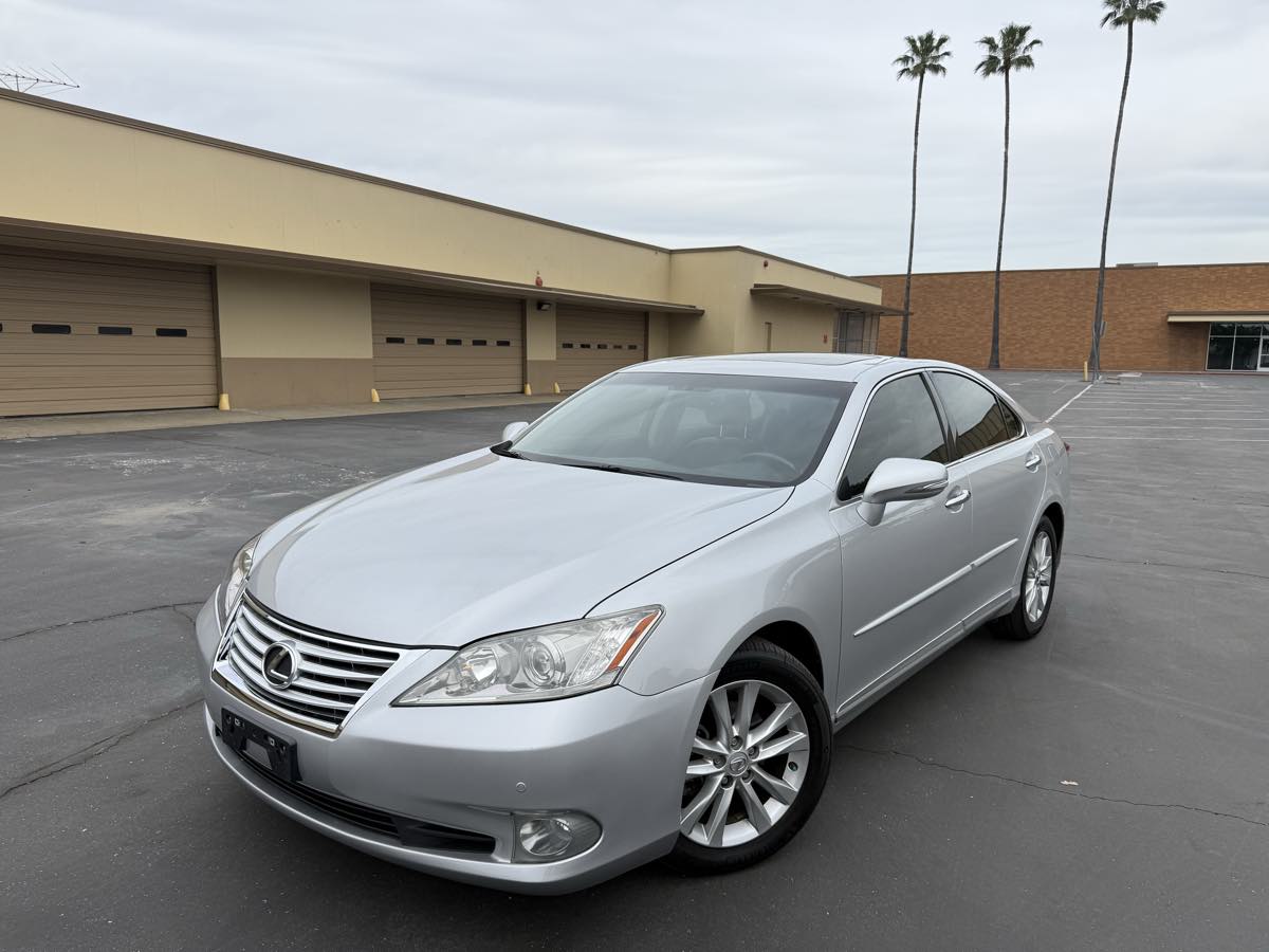 2012 Lexus ES 350 - Photo 3