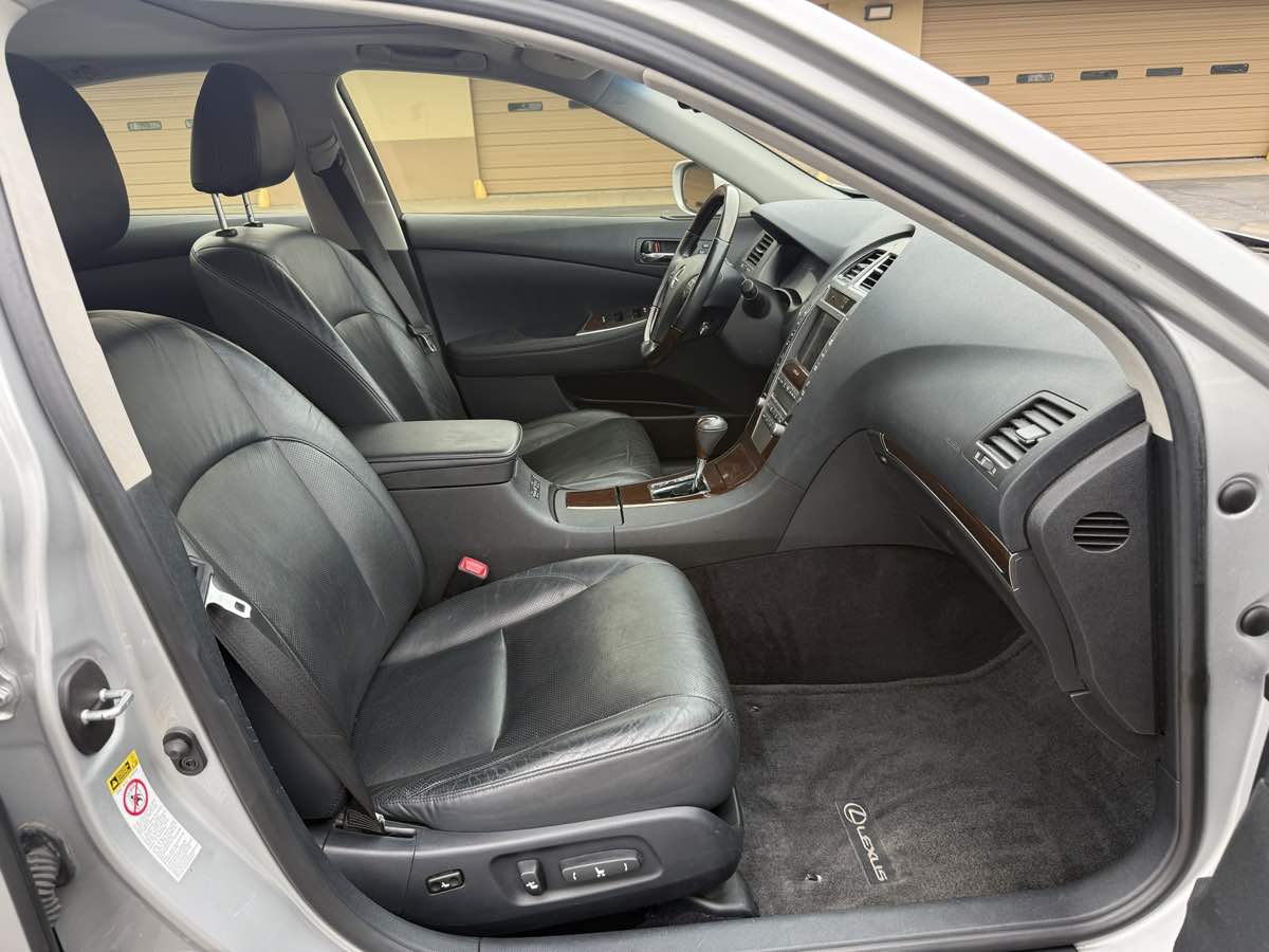 2012 Lexus ES 350 - Photo 21