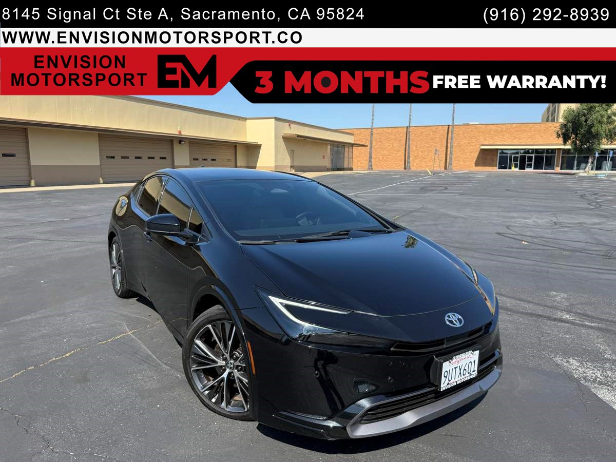2023 Toyota Prius Limited AWD's photo