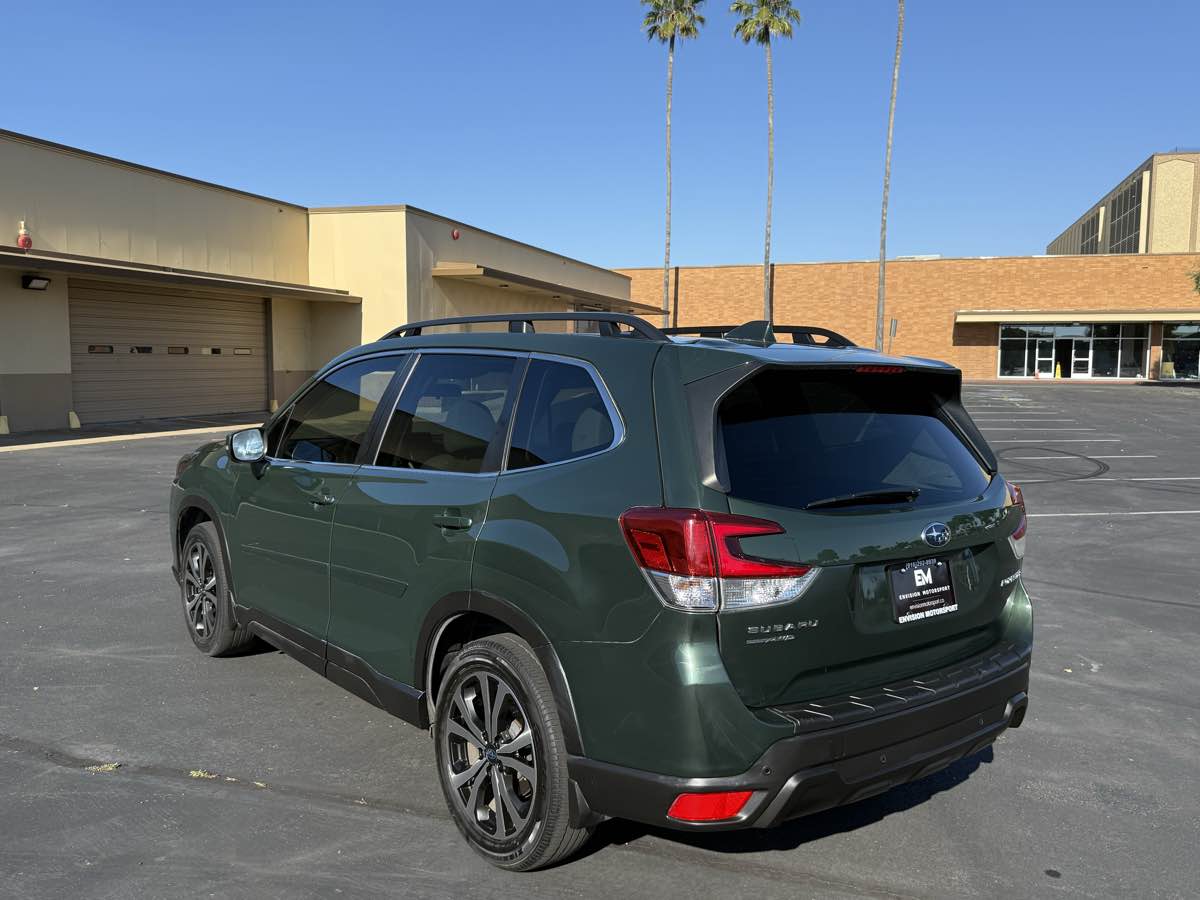 2022 Subaru Forester Limited - Photo 5