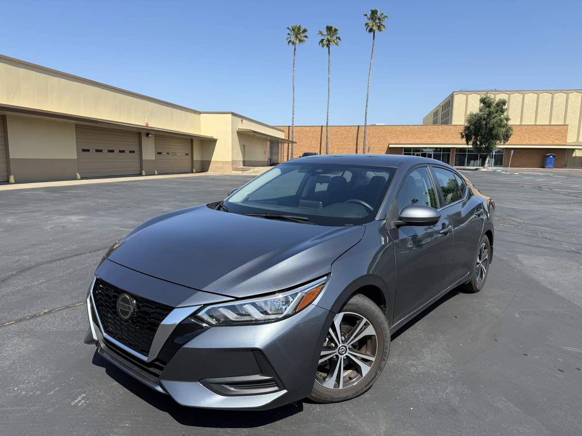2022 Nissan Sentra SV - Photo 3