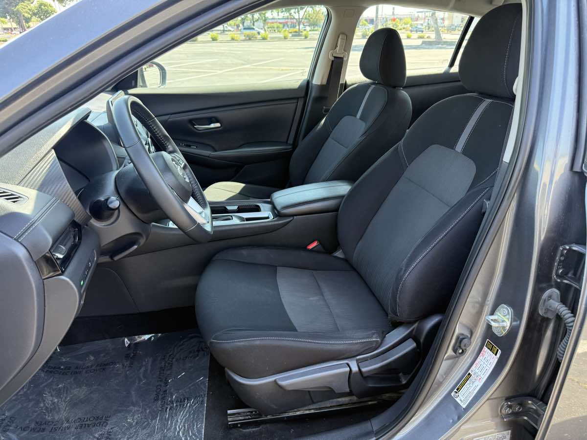 2022 Nissan Sentra SV - Photo 12