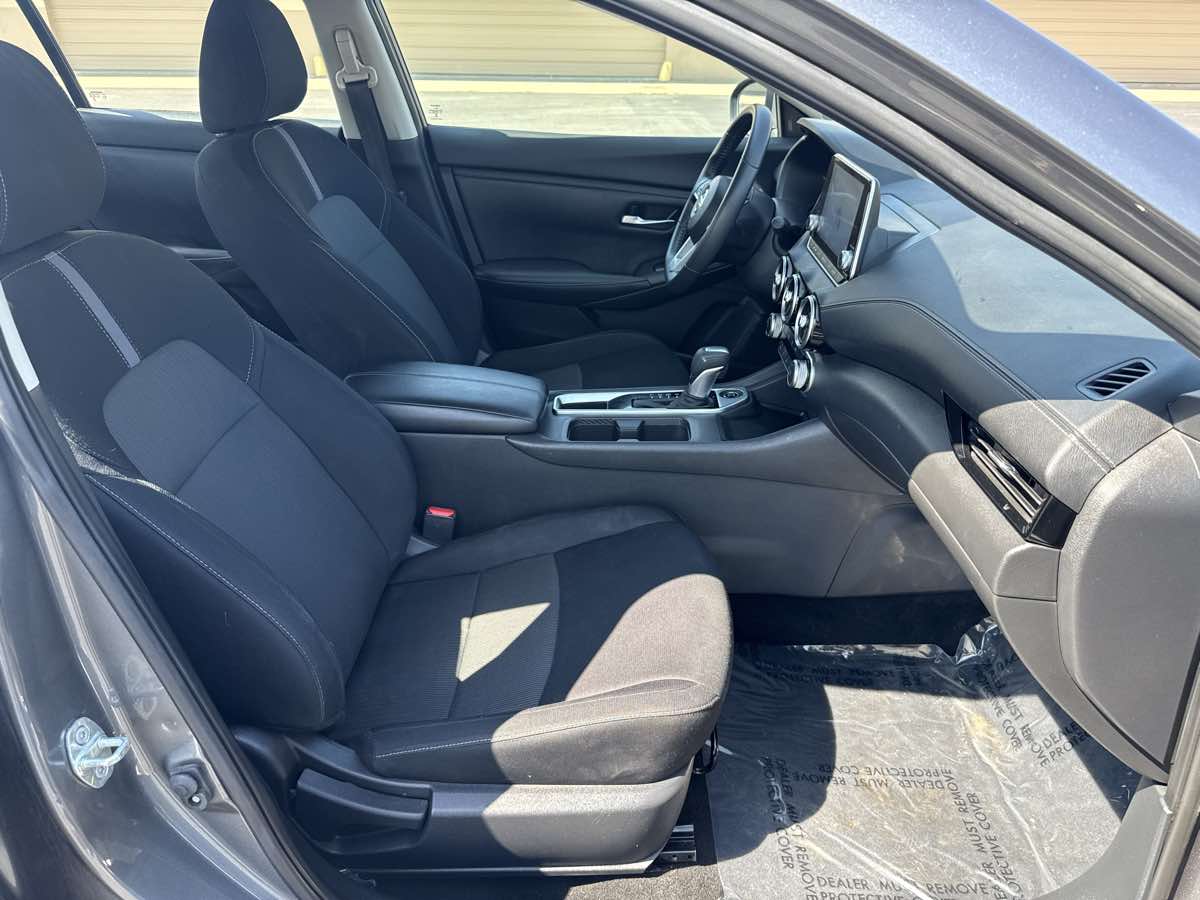 2022 Nissan Sentra SV - Photo 18