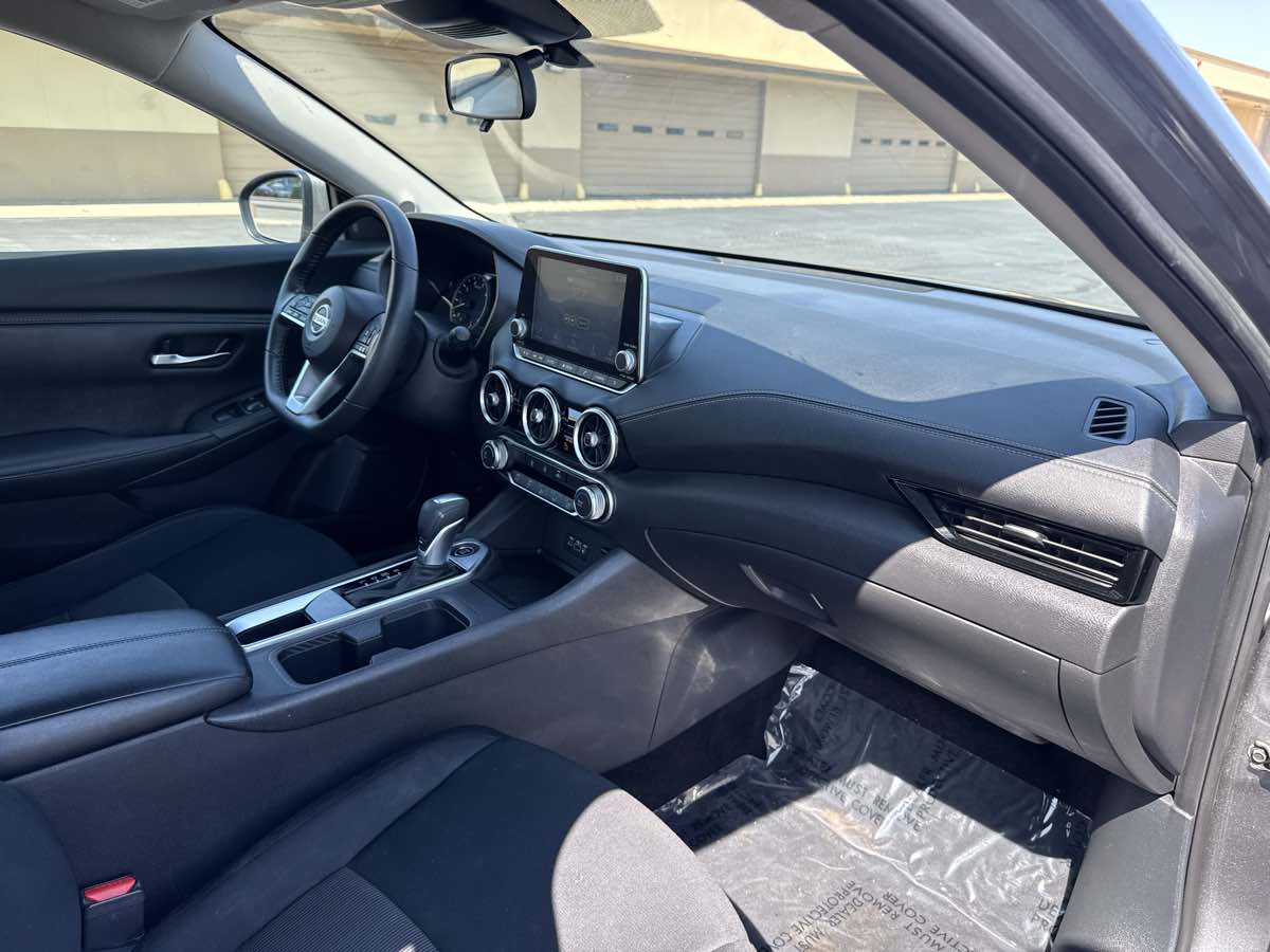 2022 Nissan Sentra SV - Photo 17
