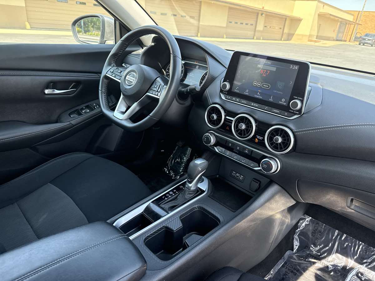 2022 Nissan Sentra SV - Photo 16