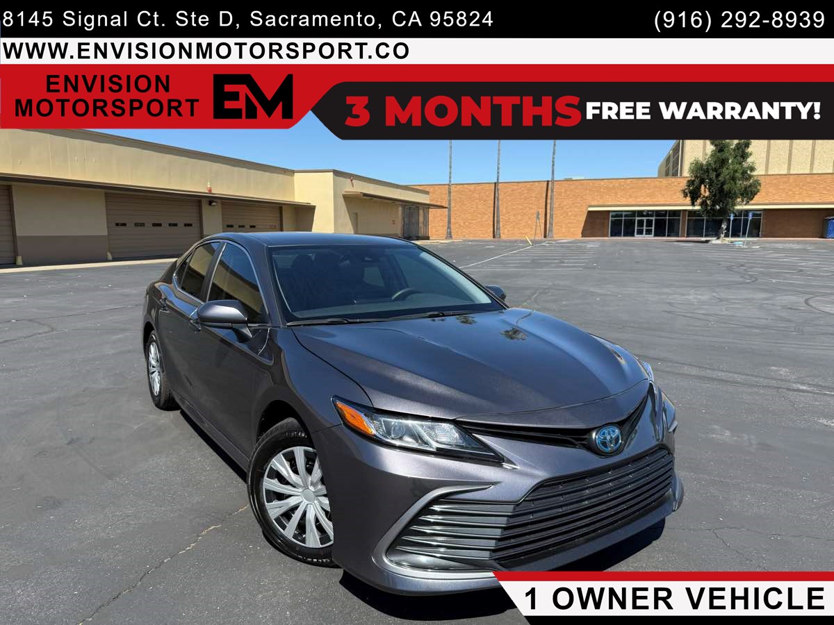2022 Toyota Camry LE Hybrid's photo