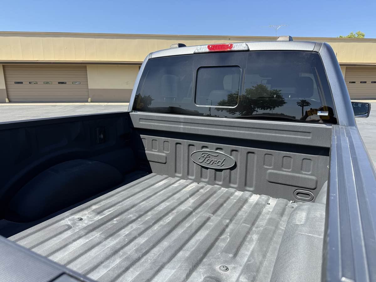 2023 Ford F-150 Lariat - Photo 11