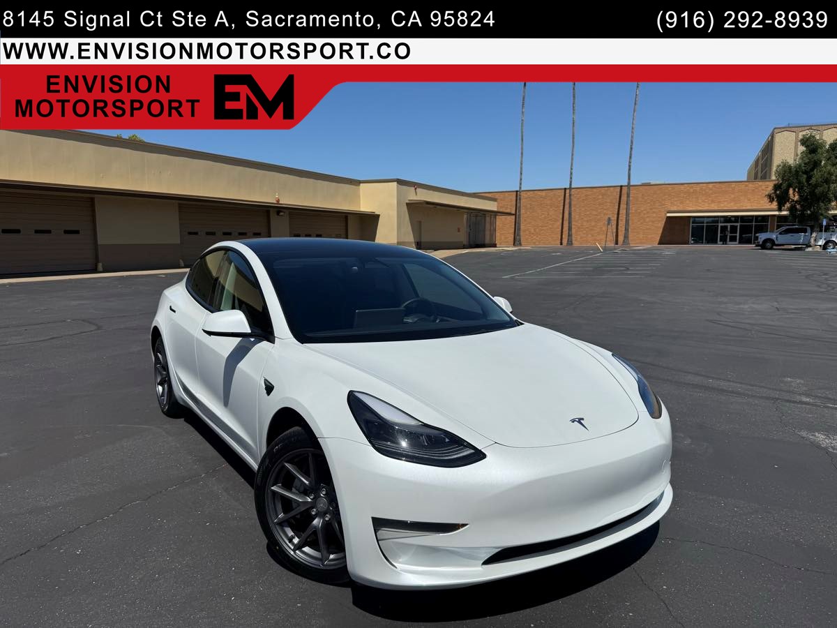2023 Tesla Model 3 -'s photo
