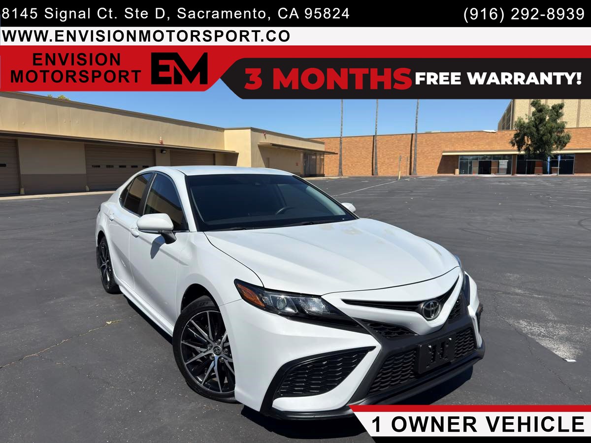 2022 Toyota Camry SE