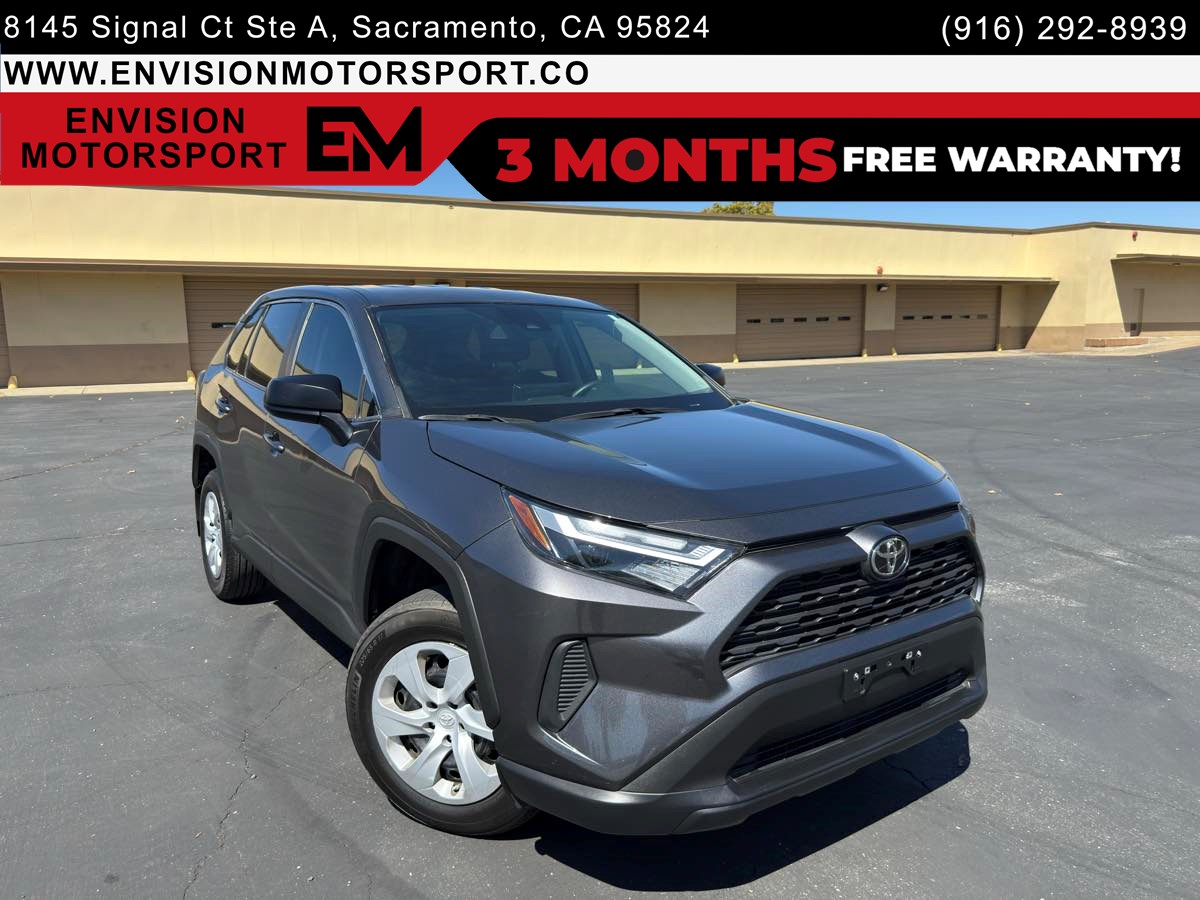 2024 Toyota RAV4 LE