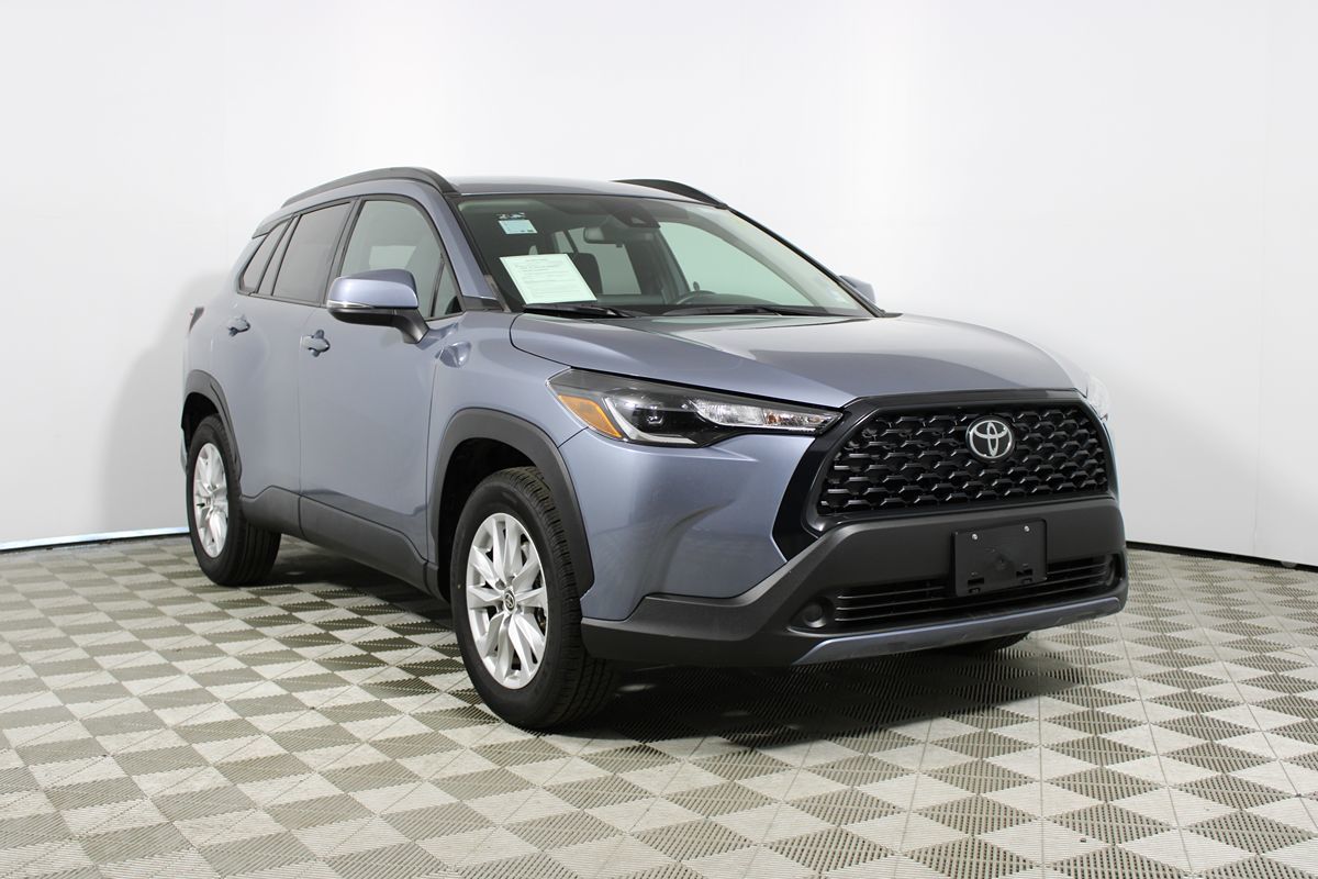 Sold 2022 Toyota Corolla Cross LE in Montclair
