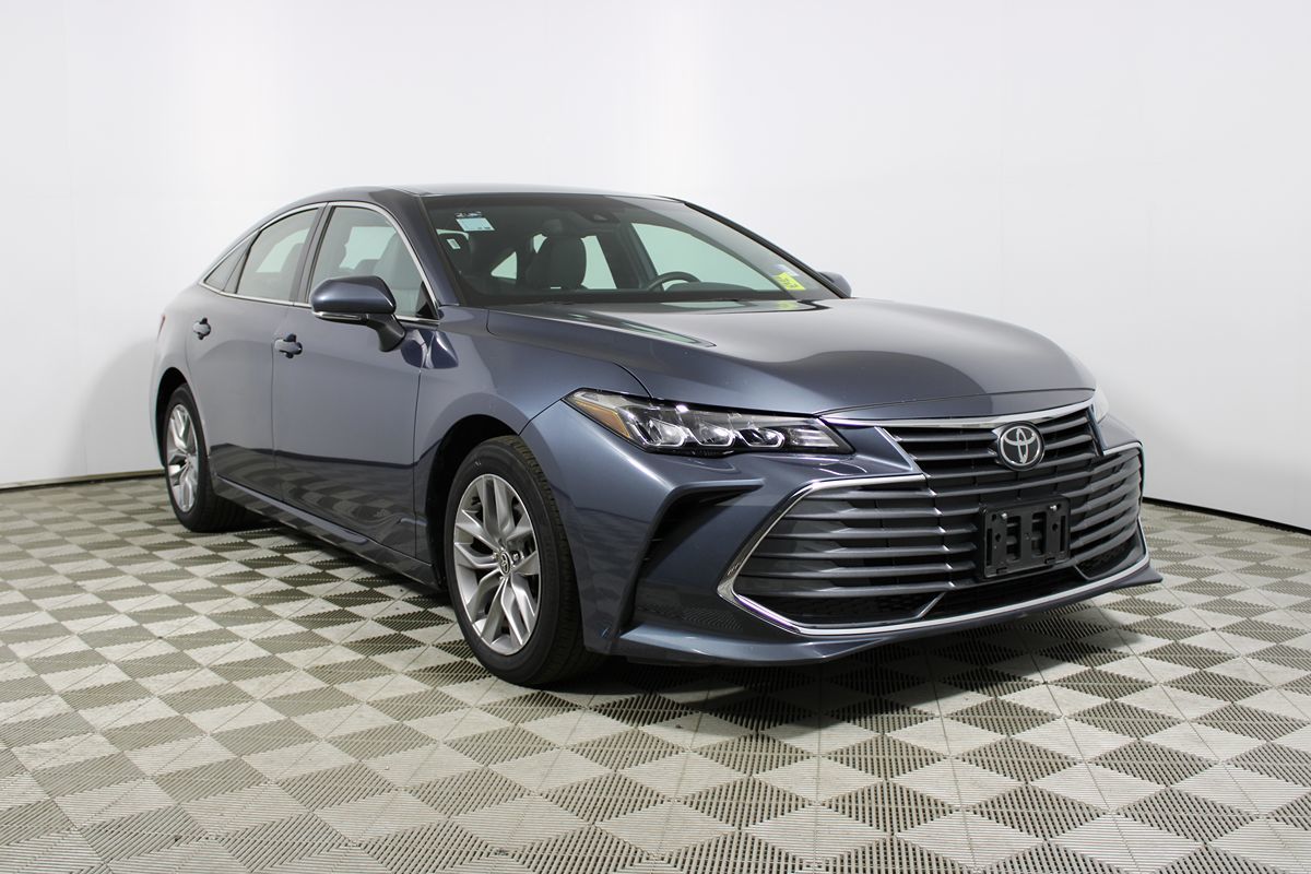 2022 Toyota Avalon XLE