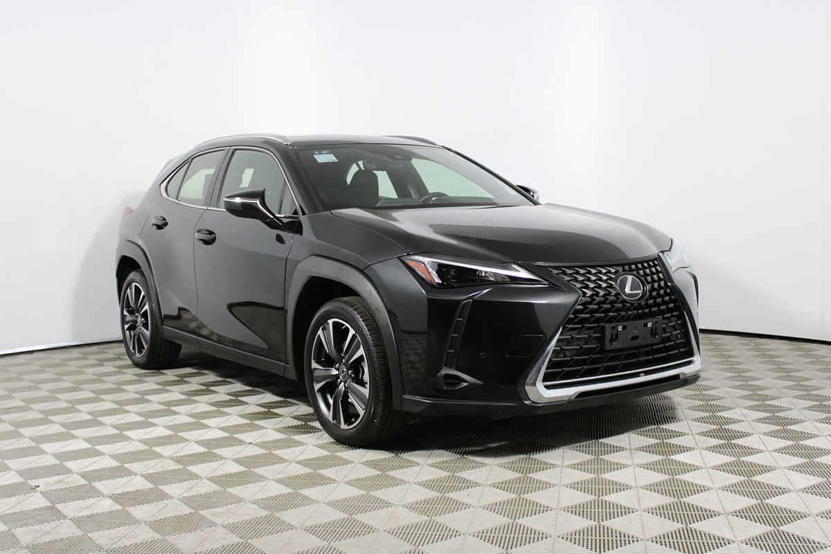 2023 Lexus UX 250h 