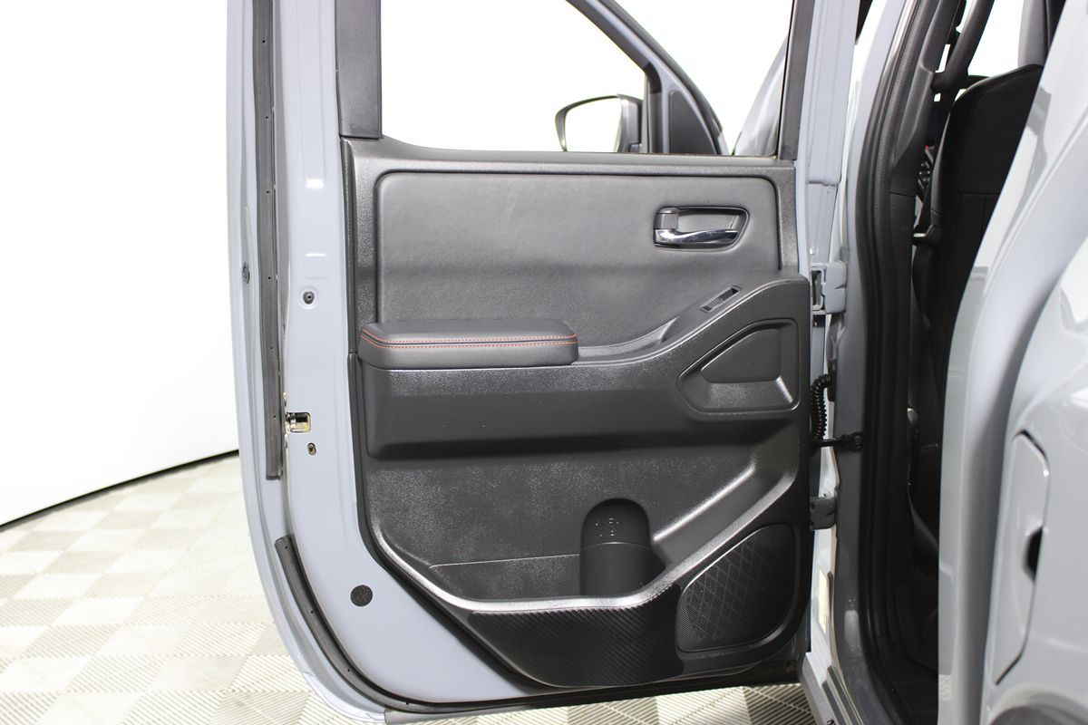 Sold 2023 Nissan Frontier PRO-X in Montclair