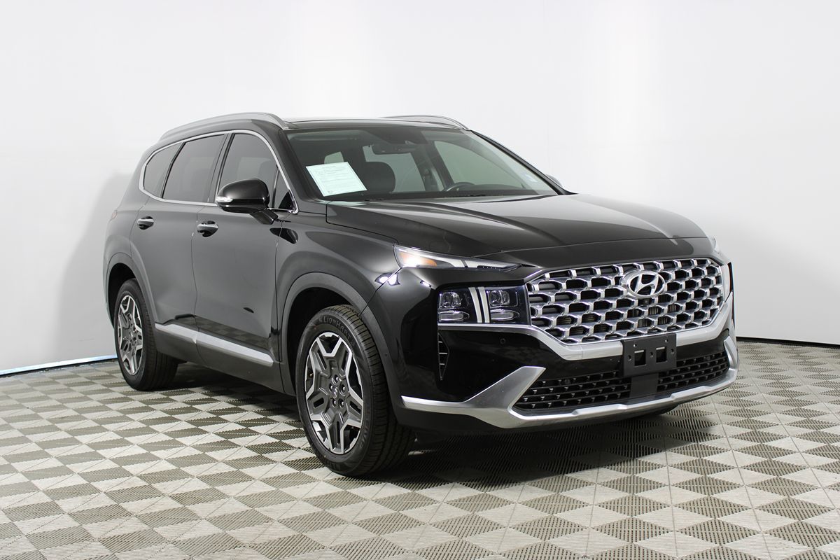 Sold 2022 Hyundai Santa Fe Limited in Montclair