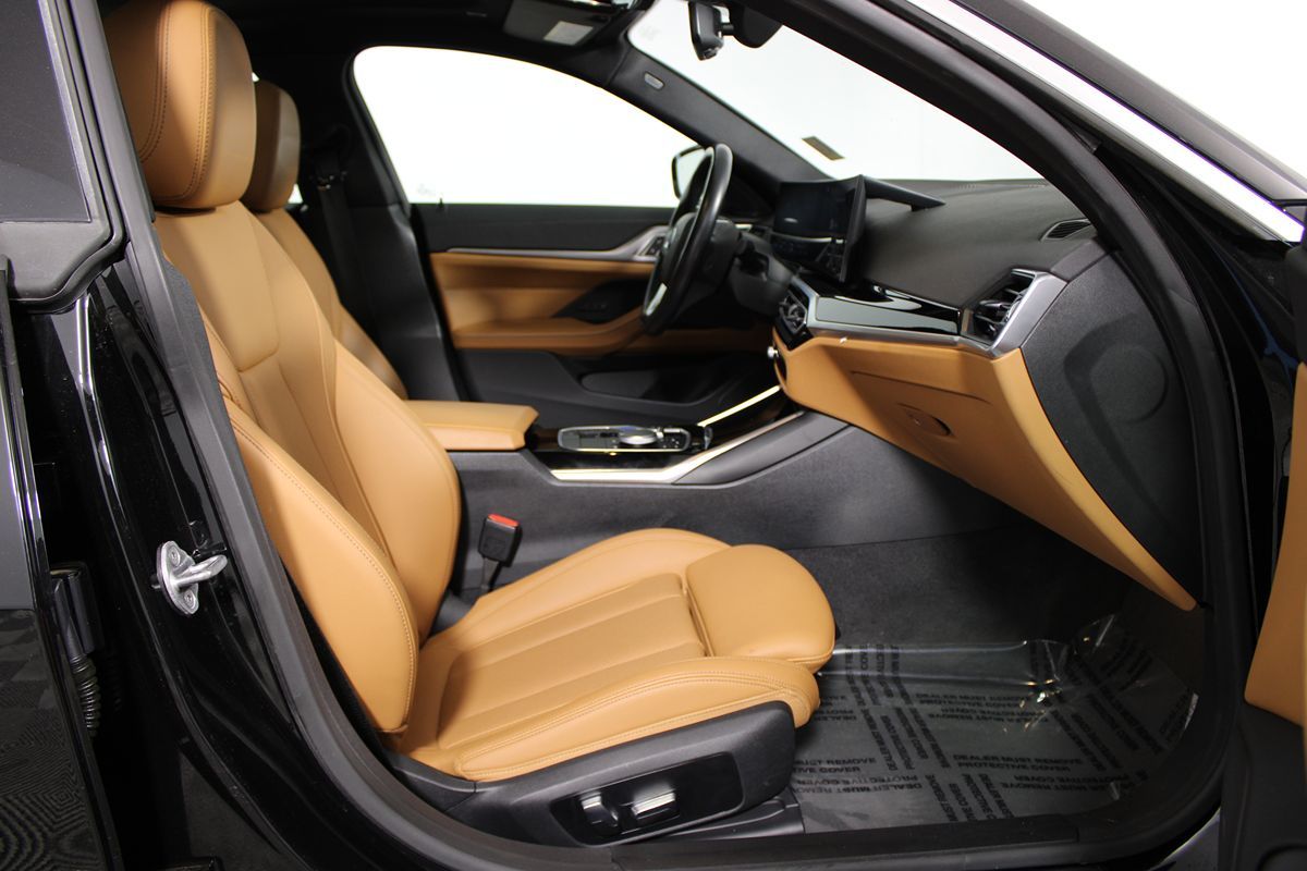 Weathertech FloorLiner BMW I4 EDRIVE40 (2021-2023) | Tappetini Auto Su Misura In HDPE | Protezione Totale E Impermeabile
