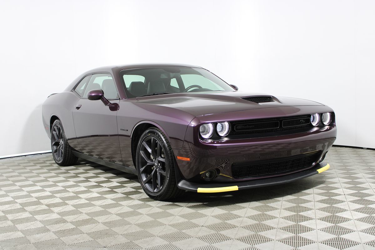 トップス CHALLENGER Sold 2022 Dodge Challenger R/T in Montclair