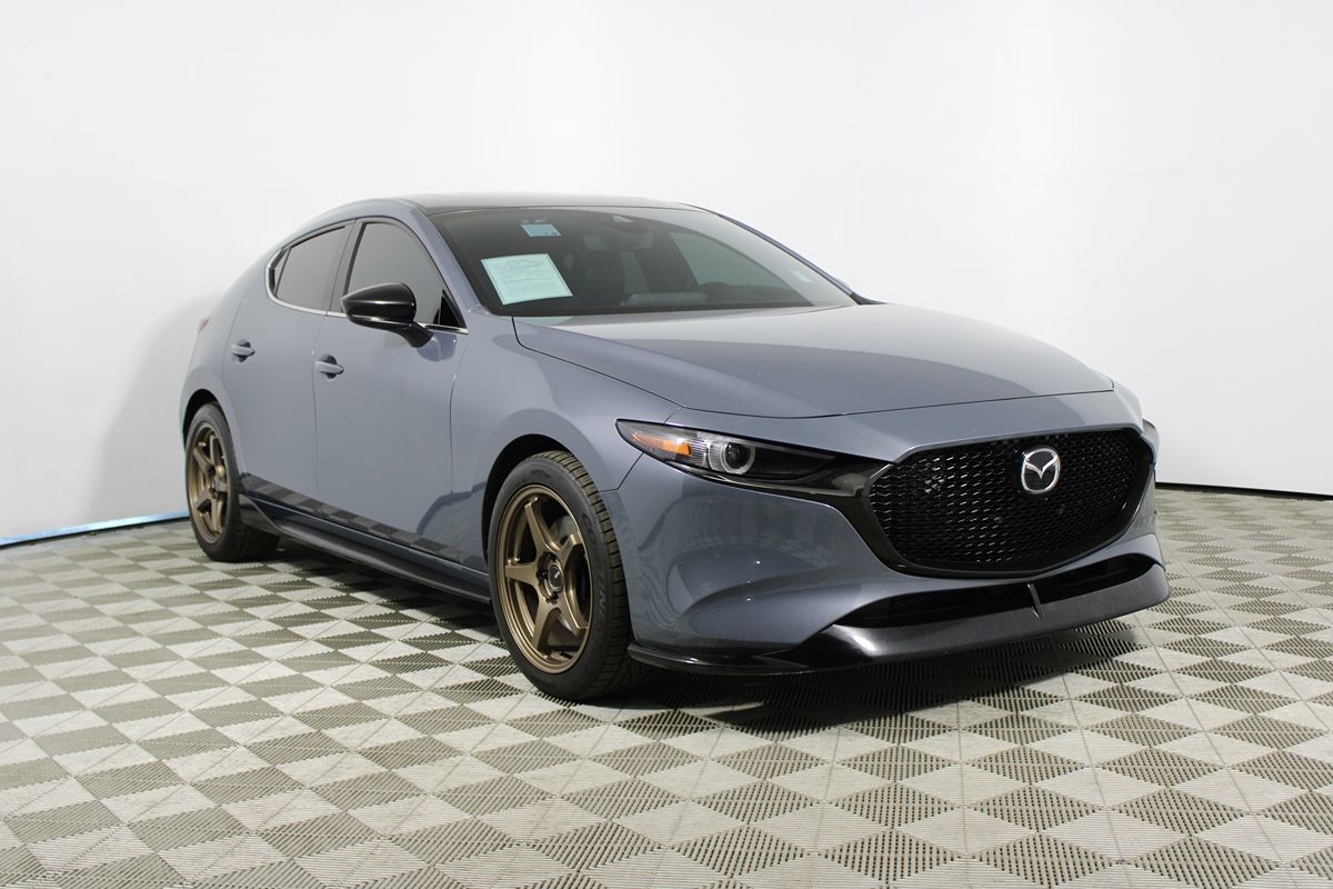 Sold 2023 Mazda Mazda3 Hatchback 2.5 S Premium in Montclair