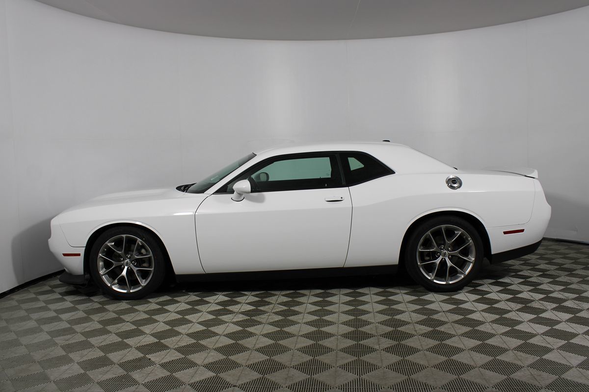 Sold 2022 Dodge Challenger GT in Montclair