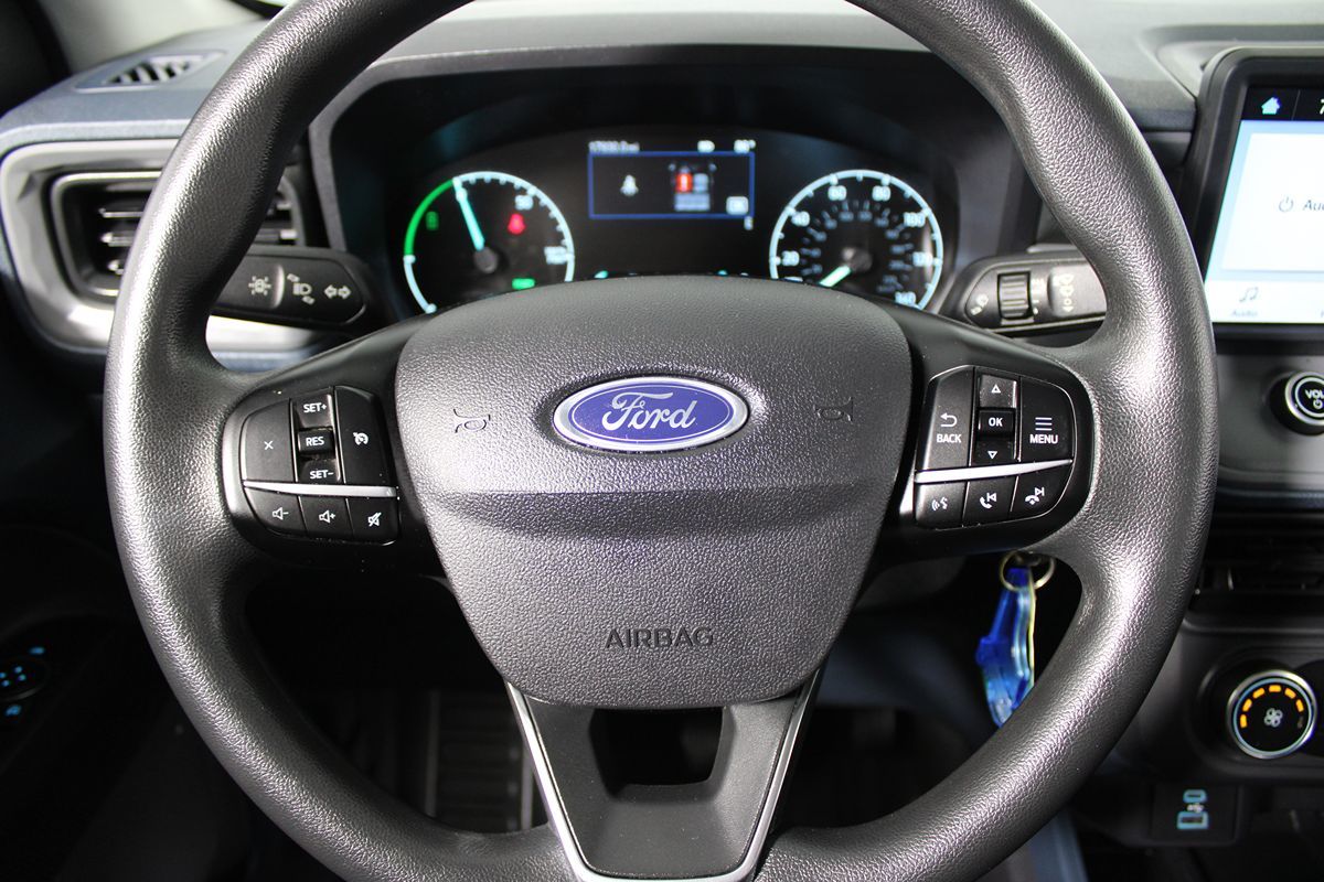 2023 Ford Maverick XL photo 4