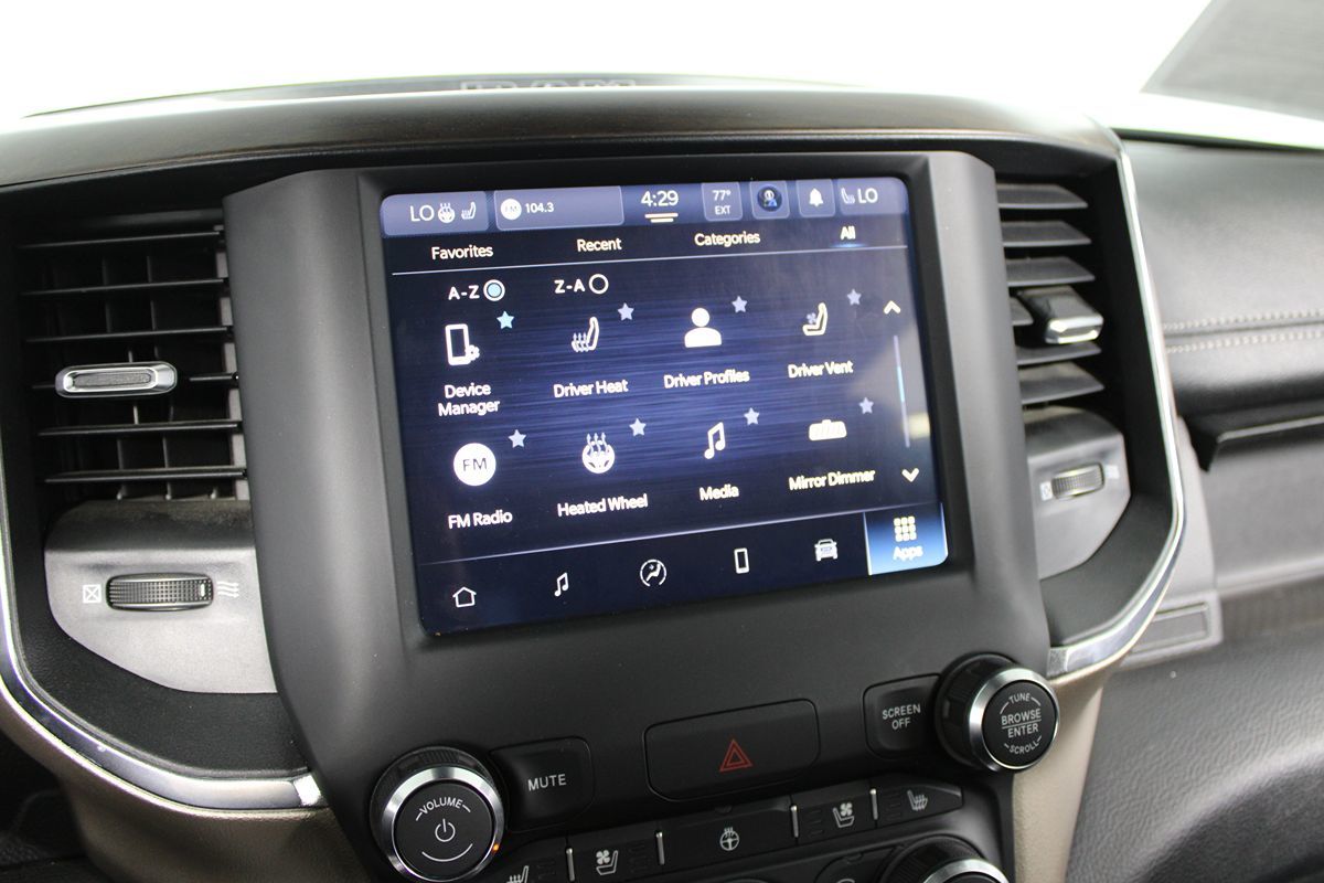 2022 RAM Ram 1500 Pickup Laramie - Photo 22