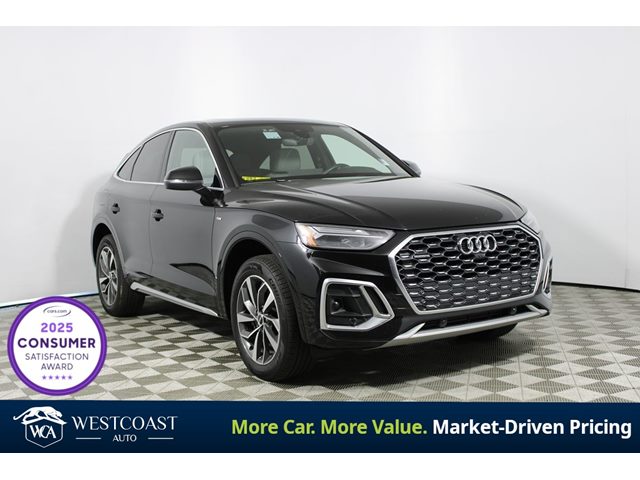 Mythos Black Metallic 2022 Audi Q5 Sportback Sedan All-Wheel Drive Automatic