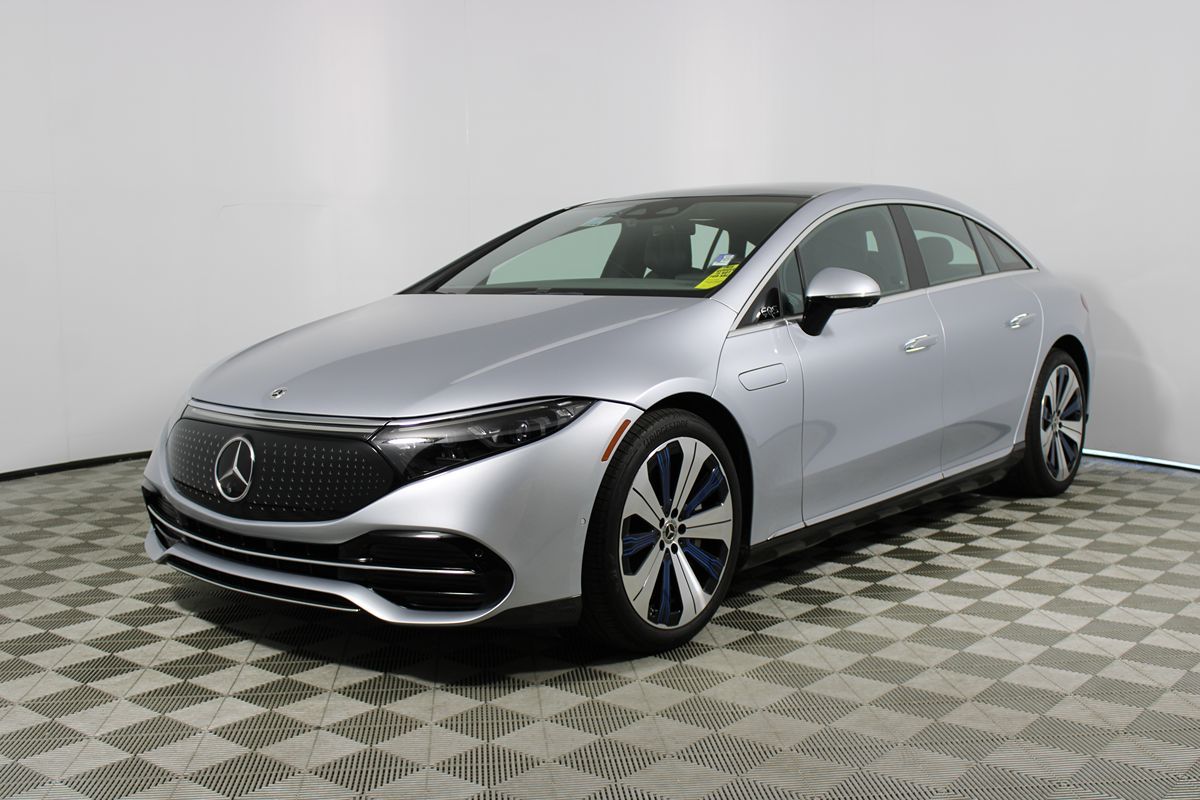 2022 Mercedes Benz EQS Sedan 450 photo 3