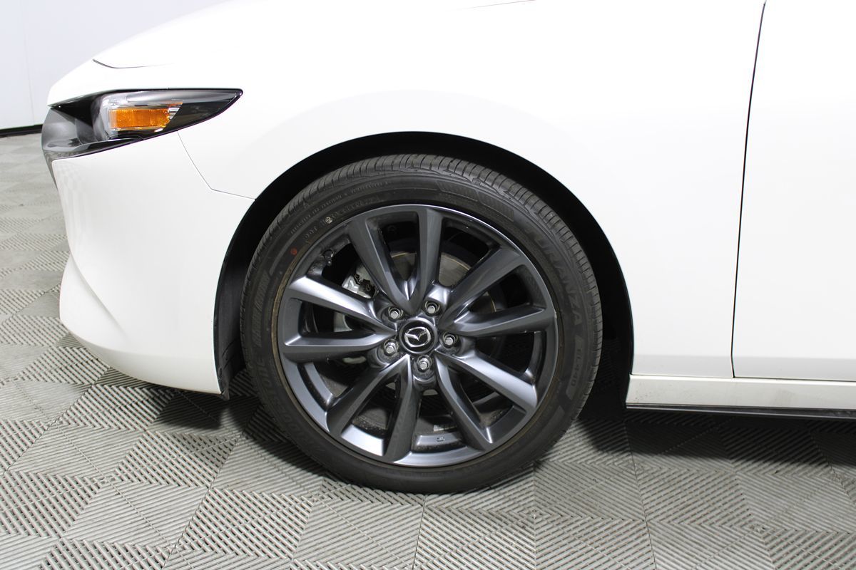 Sold 2023 Mazda Mazda3 Hatchback 2.5 S Select in Montclair