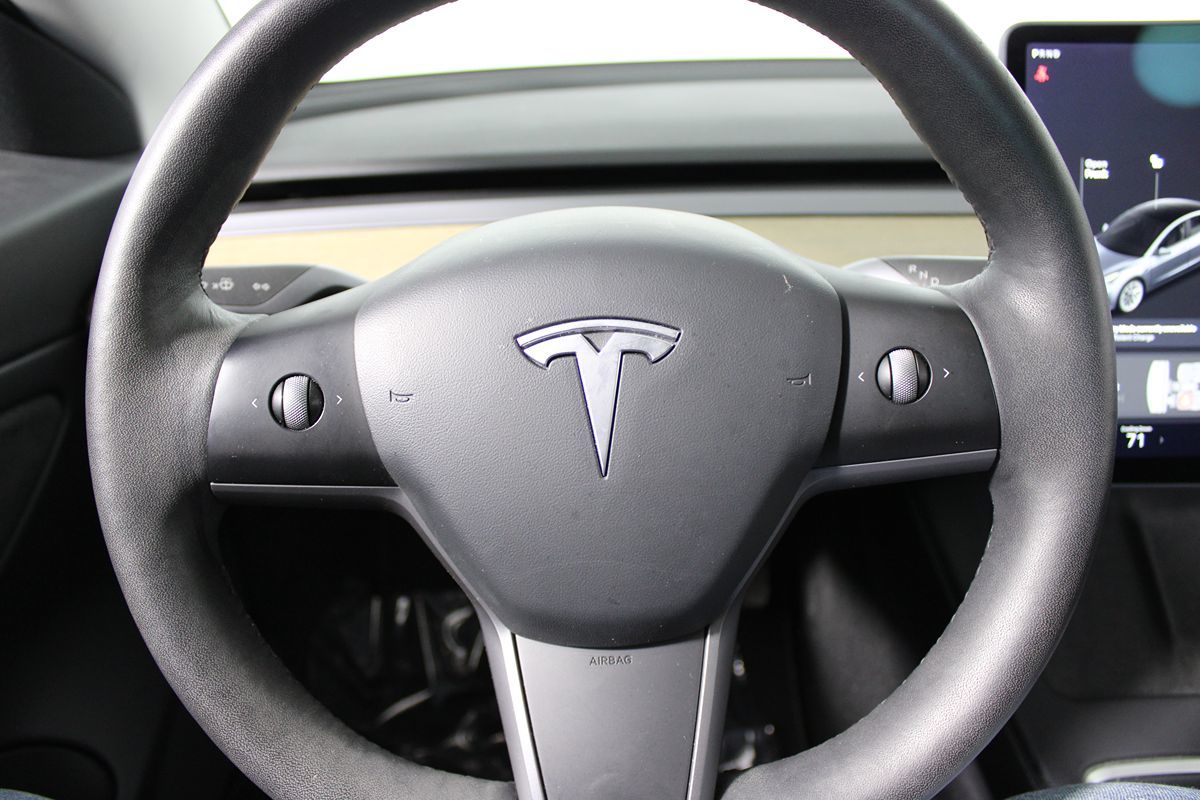 2021 Tesla Model 3 Long Range photo 5