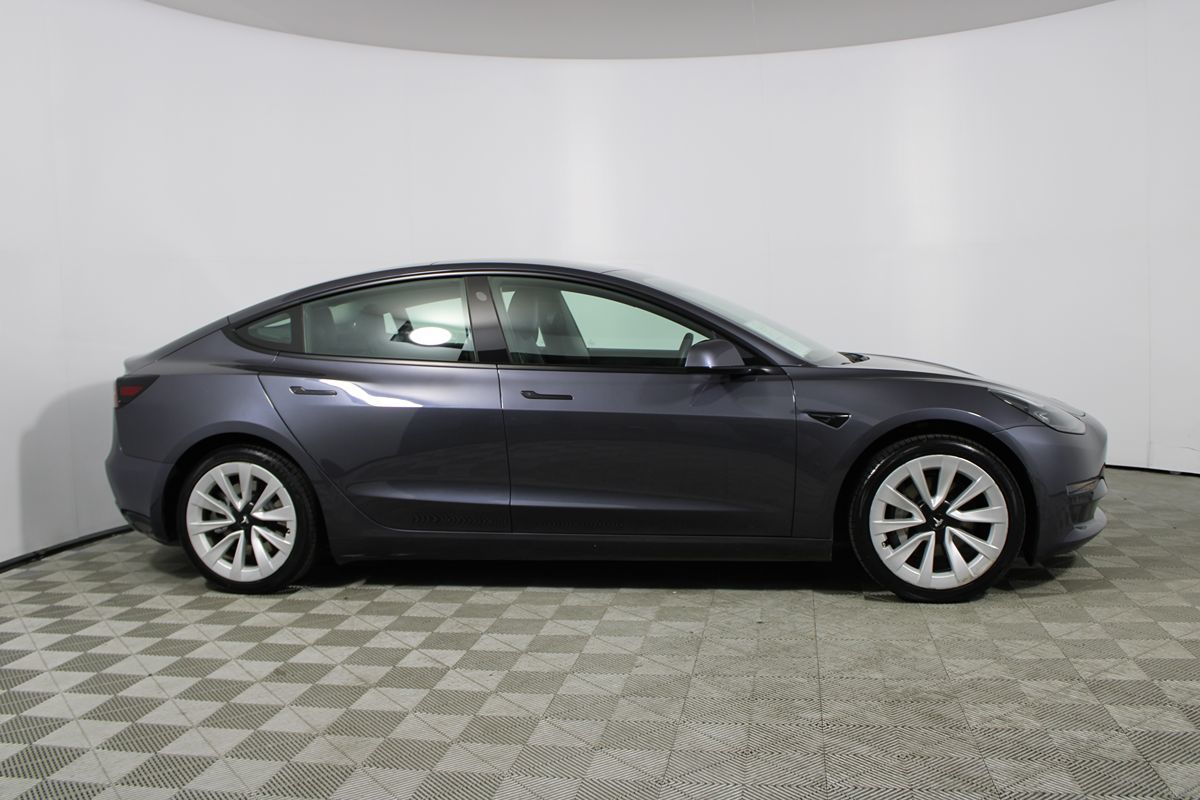 2021 Tesla Model 3 Long Range photo 10