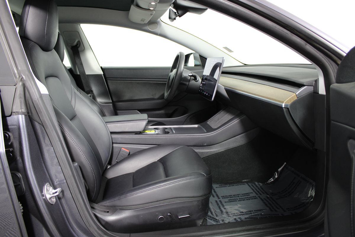 2021 Tesla Model 3 Long Range photo 12