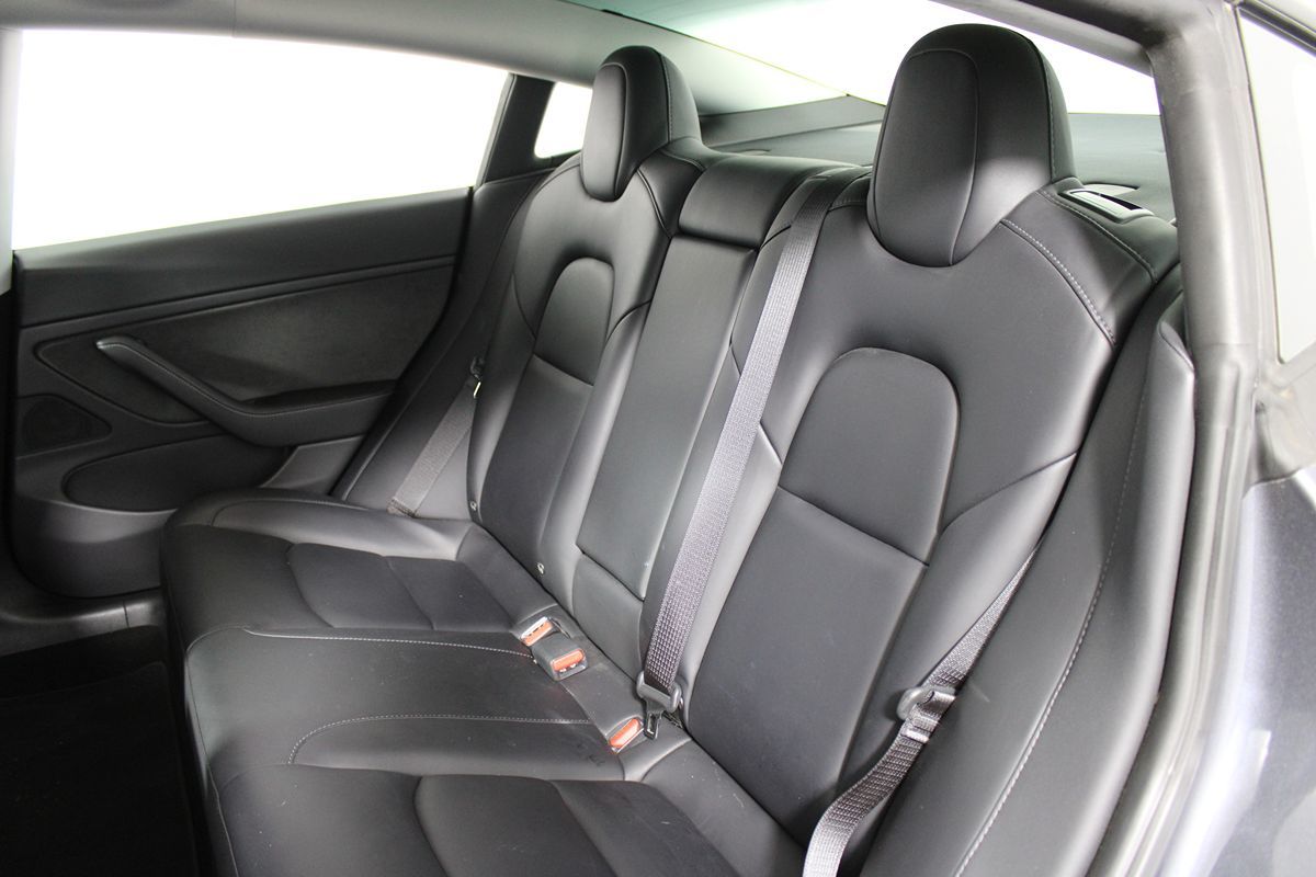 2021 Tesla Model 3 Long Range photo 16