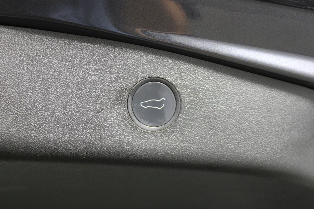 2021 Tesla Model 3 Long Range photo 22
