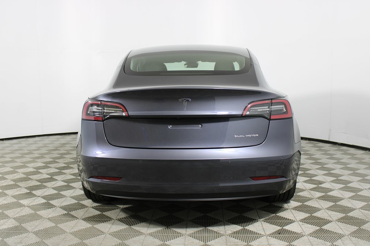 2021 Tesla Model 3 Long Range photo 25